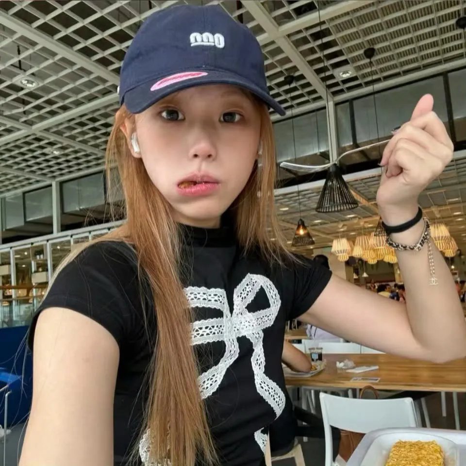 你像上帝一样吻我